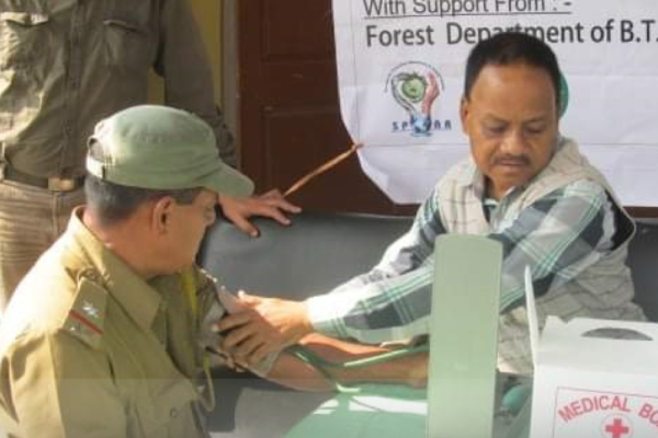 Medical-Camps-for-forest-staff-02